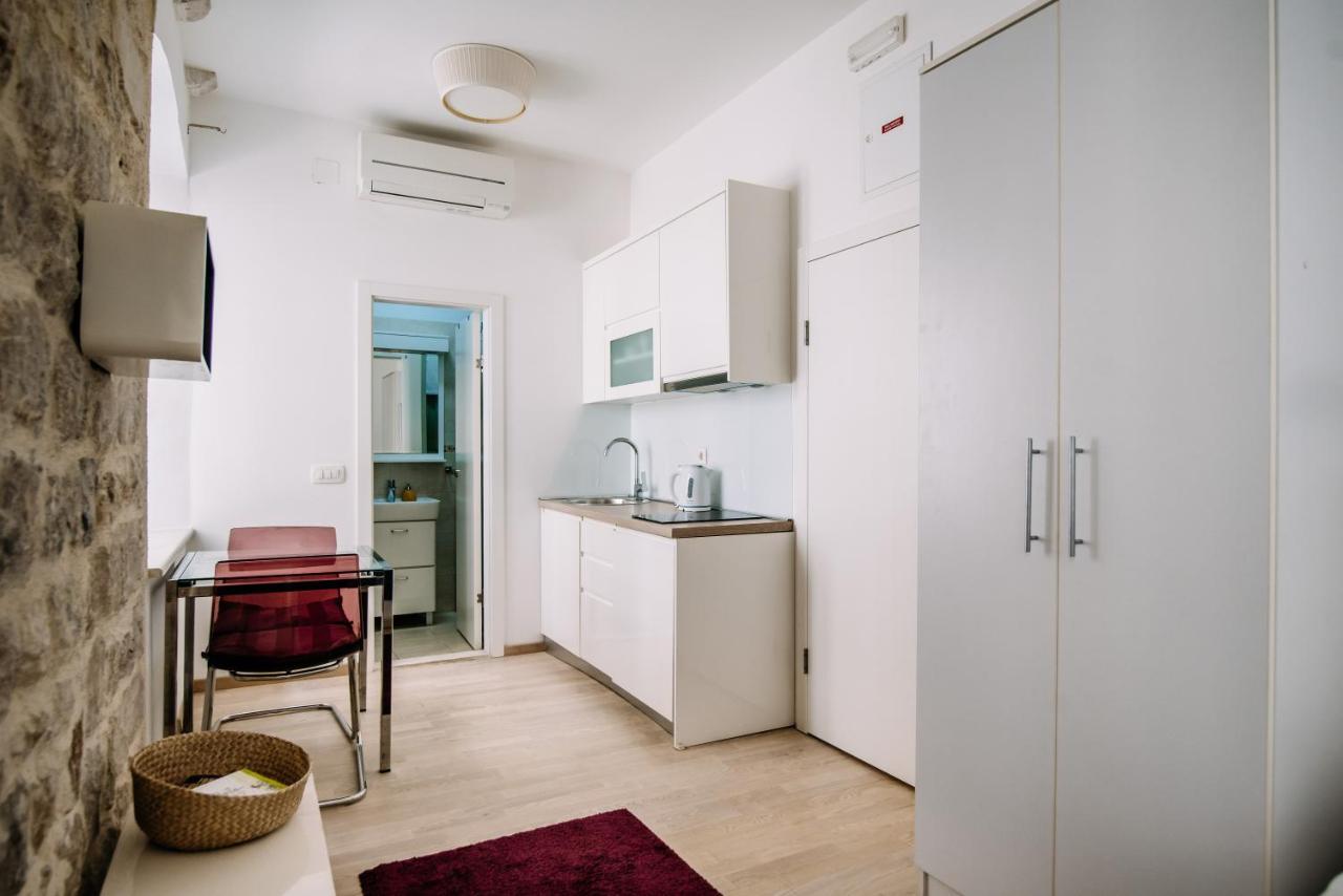Amorozo By Duhomes Apartament