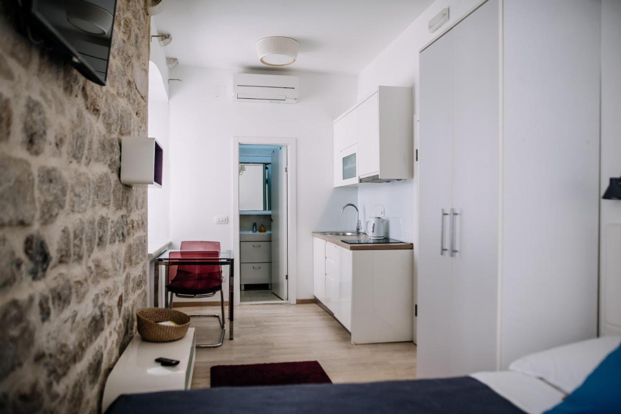 Apartment Amorozo By Duhomes